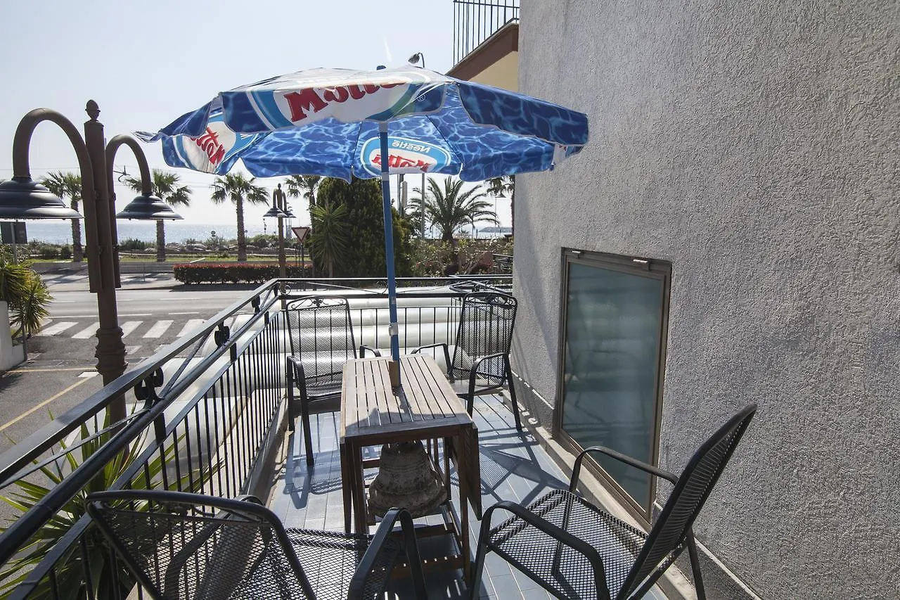 Residence Colibri Family & Bike Loano Aparthotel